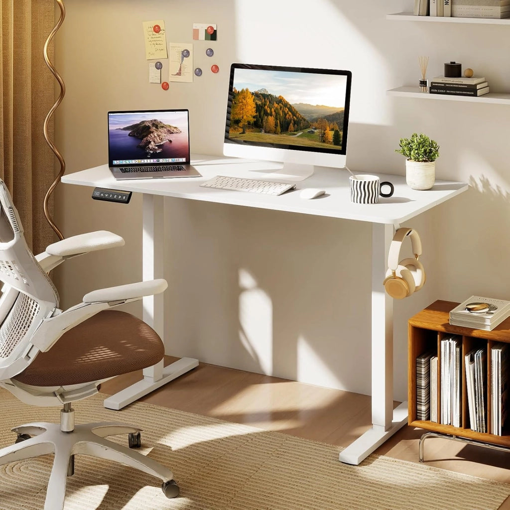 Scrivania Elettrica Ergonomica 120 x 60 cm, 3 Memorie di Altezza, Protezione Anti-Collisione e Gancio per Cuffie, Scrivania Regolabile in Altezza per Ufficio e Casa (Bianco)