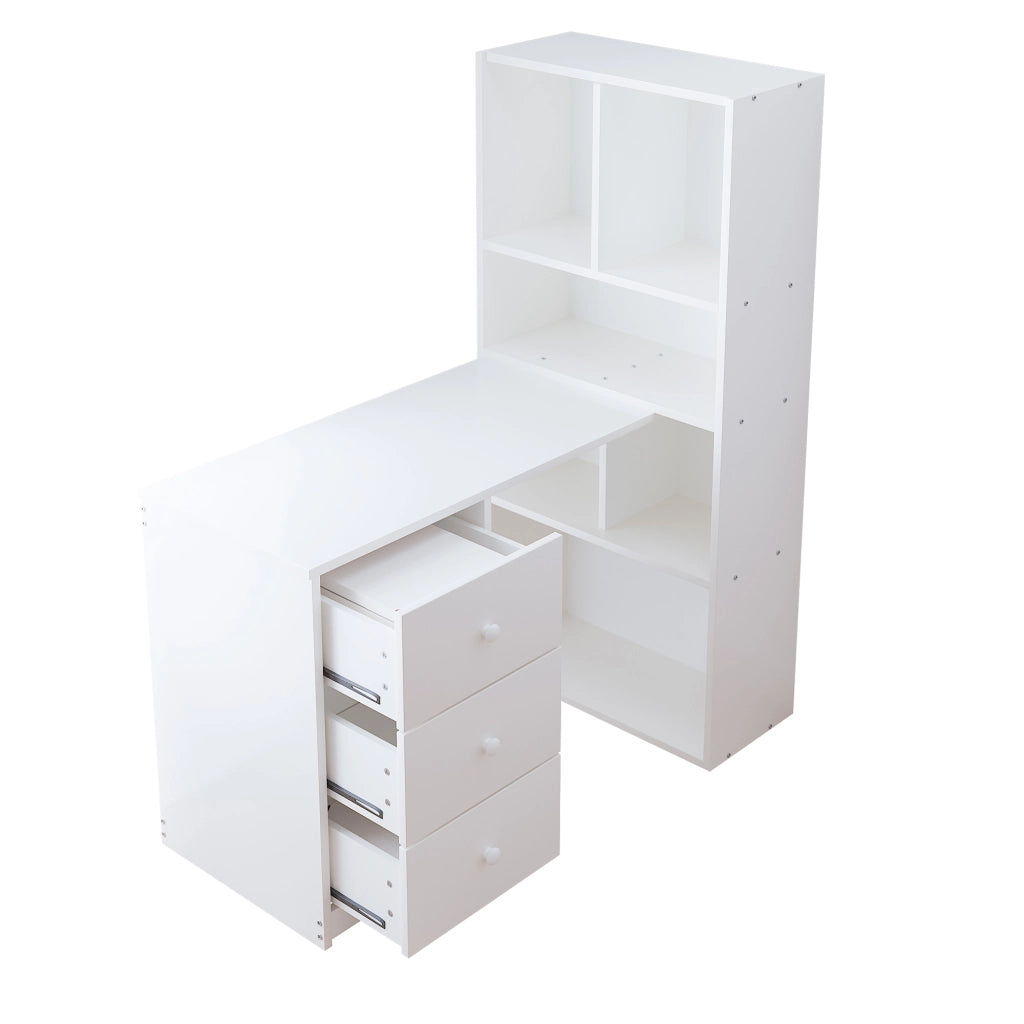 Scrivania angolare con libreria 4 ripiani e 3 cassetti per home office in legno bianco 117 × 63 × 135 cm