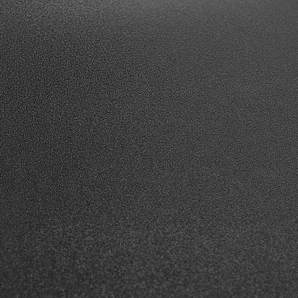 Scrivania da ufficio per casa Piano in MDF nero Struttura con gambe in ferro verniciato a polvere 5 ripiani Supporto per monitor Moderno