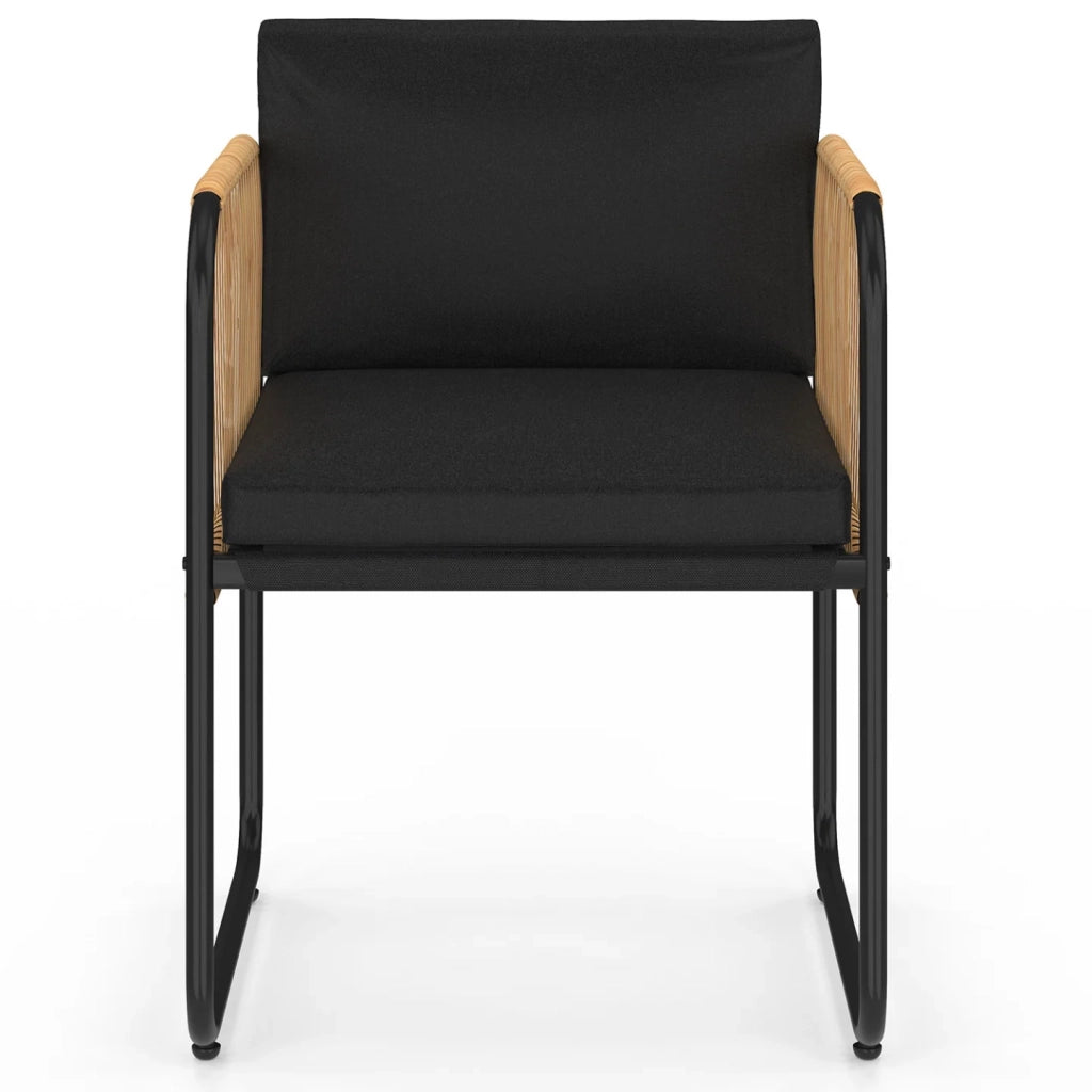 IDMarket - Set di 4 sedie da giardino RIO con struttura in metallo nero, cordoncino effetto rattan chiaro e cuscini neri