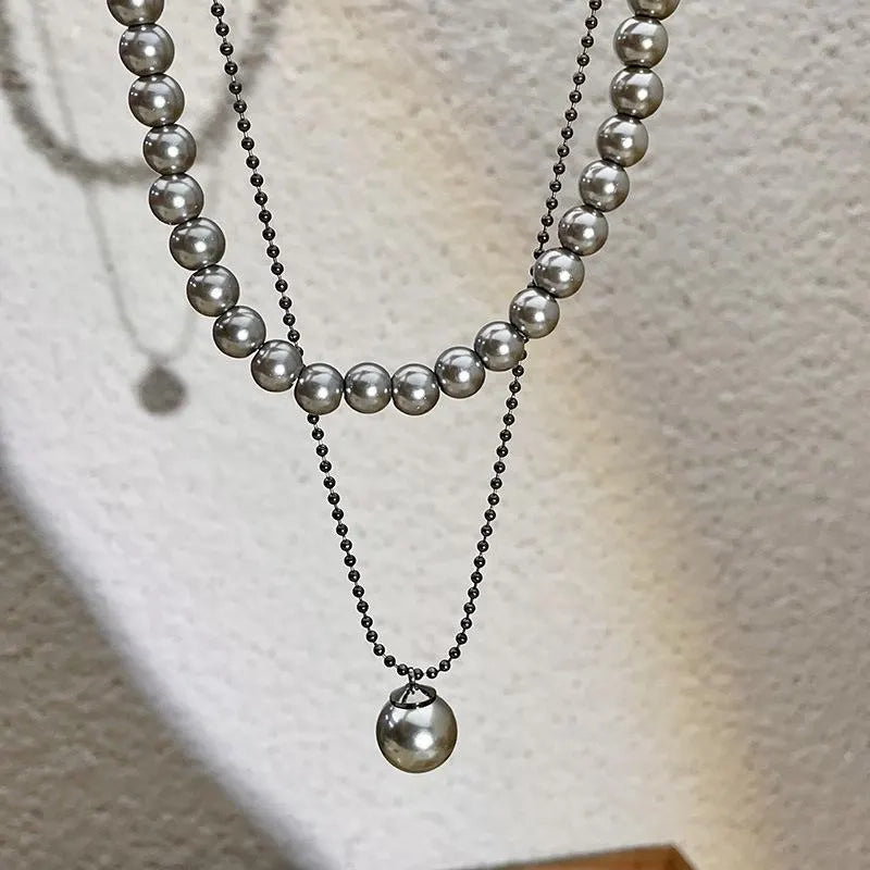 Collana a doppio strato con perle grigie fatta a mano, regalo di Natale o di compleanno.