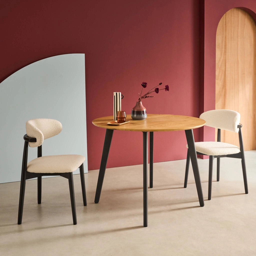 Tavolo da pranzo rotondo effetto legno con gambe in metallo nero 4
