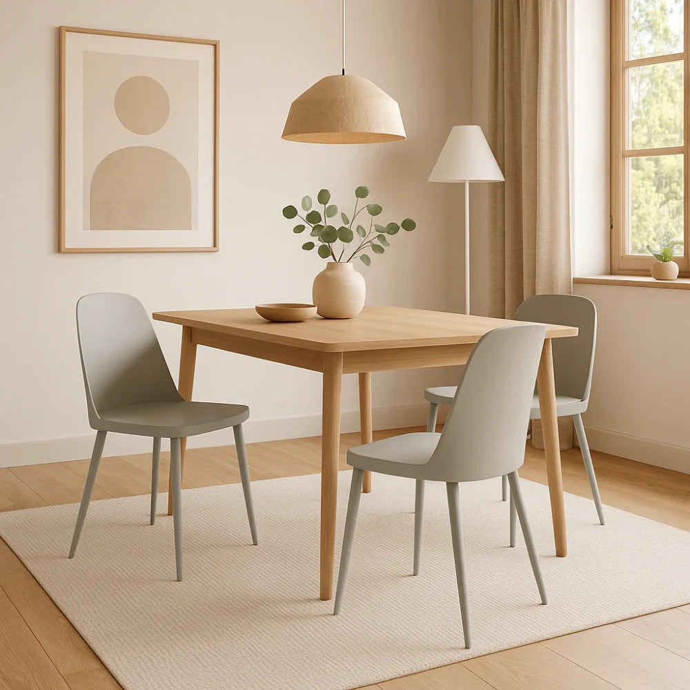 Set di 4 sedie da pranzo in polipropilene grigio chiaro Athena con struttura in polipropilene facili da pulire | Duzzle