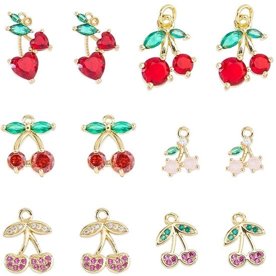 Set di 12 grucce per gioielli

Specifica tecnica: 
- Materiale: metallo
- Quantità: 12 pezzi
- Dimensioni: non specificato