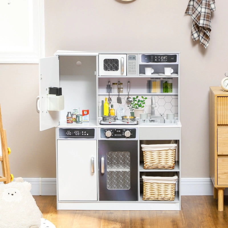Cucina giocattolo interattiva in legno bianca con lavello, effetti luce e suono, accessori inclusi