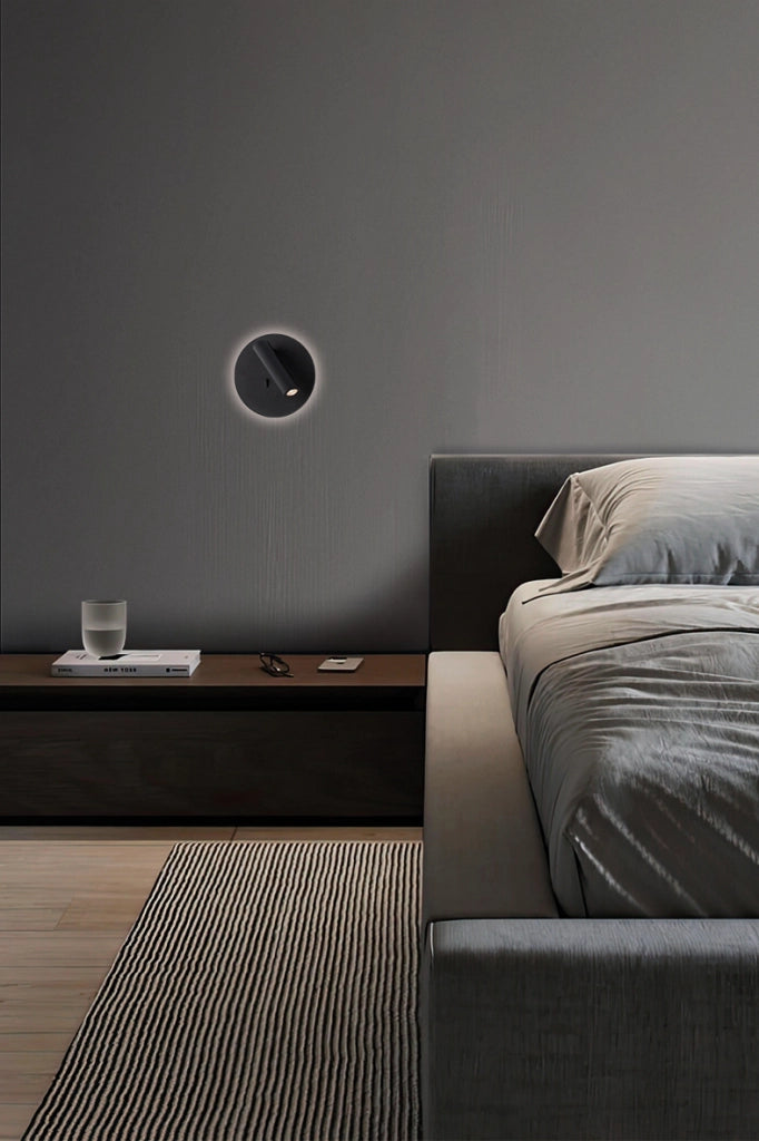 MY WAY - Applique LED 9W orientabile con porta USB, luce 3000K, Bianco, design moderno in alluminio - Rossini Group