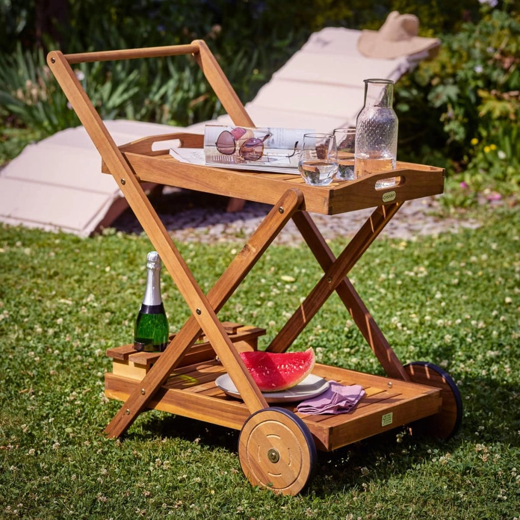 ® Carrello da Cucina Portavivande in Legno di Acacia Certificata FSC® 2 Ripiani Vassoio 3 Portabottiglie Giardino