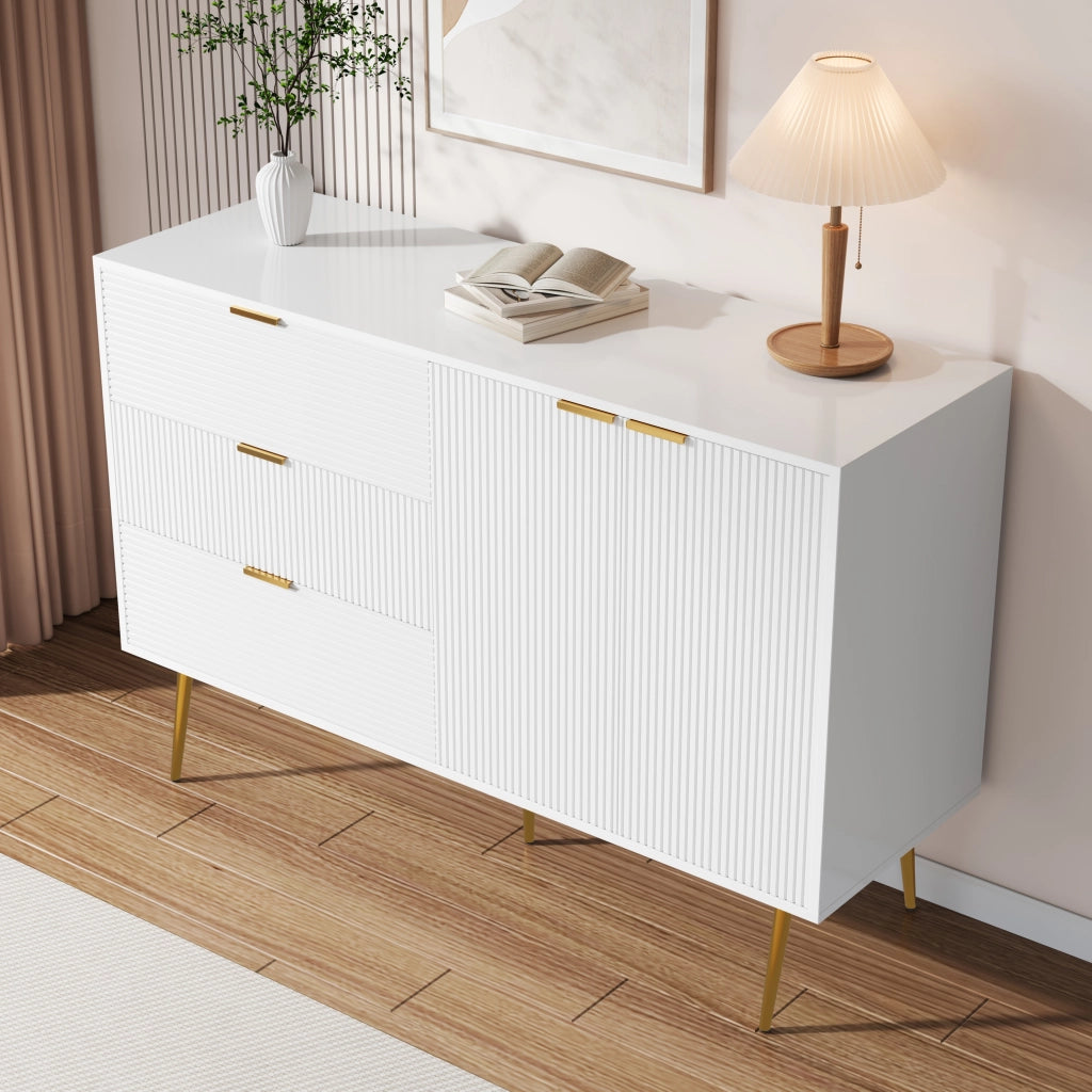 Credenza con 2 Ante; 3 Cassetti e Ripiani Interni; Motivo Ondulato; Stile Moderno; in MDF; Bianco+Oro; 120??38??80;5 cm