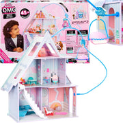 LOL Surprise OMG Winter Cottage casa delle bambole in legno con skilift, 3 piani, 45+ sorprese, accessori, MGA, Eta 3+