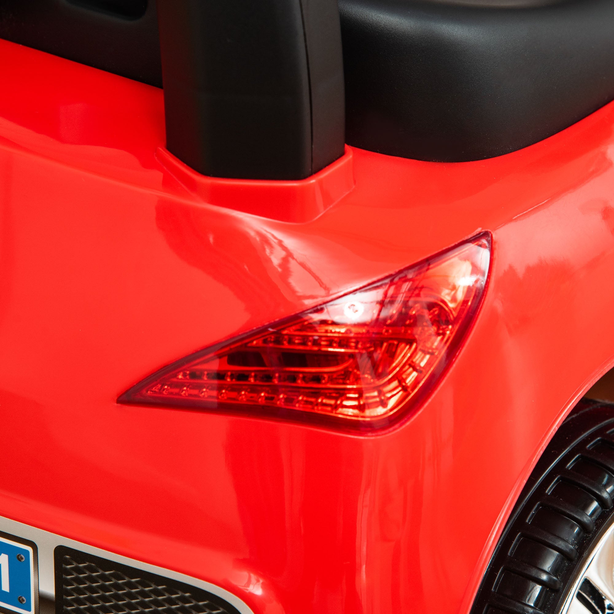 Auto Macchina Cavalcabile per Bambini Clacson e Musica Rossa