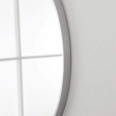 Specchio bagno 80 cm con cornice argento e installazione a parete
