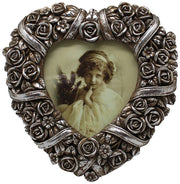 Biscottini Portafoto da appoggio a cuore in resina finitura argento anticata L18xPR2,5xH18 cm