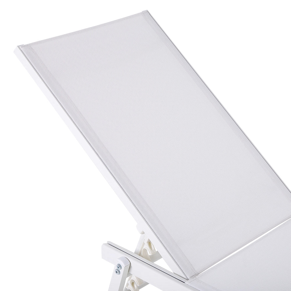 Lettino prendisole da giardino Sedile sintetico bianco Struttura in alluminio 198 x 61 cm Schienale reclinabile regolabile con ruote Patio