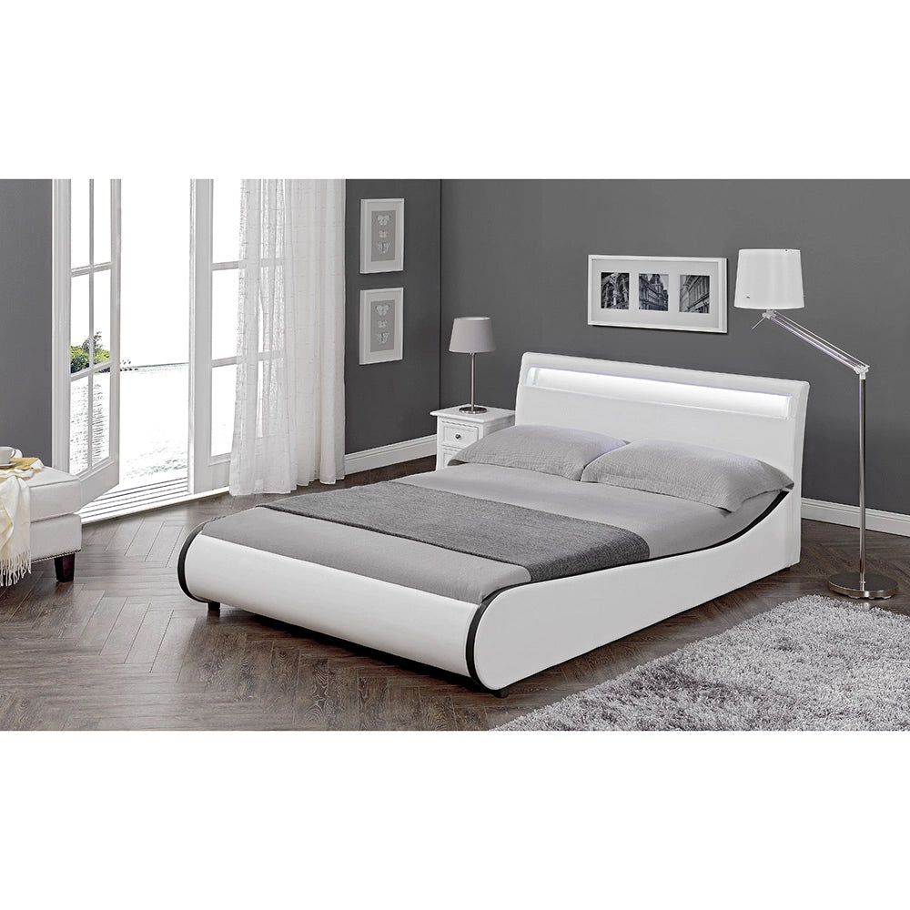Letto Francese Imbottito Curvo 140x200 cm Testiera Alta con Illuminazione a LED Similpelle Bianco Corium
