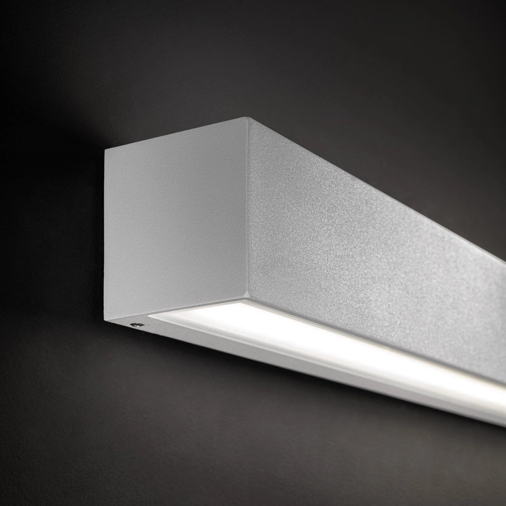 Slat Lampada da Parete LED 4W IP65 Rettangolare in Alluminio Pressofuso Bianco Opaco per Illuminazione d'Interni ed Esterni Dimensioni 18x4.5x3 cm