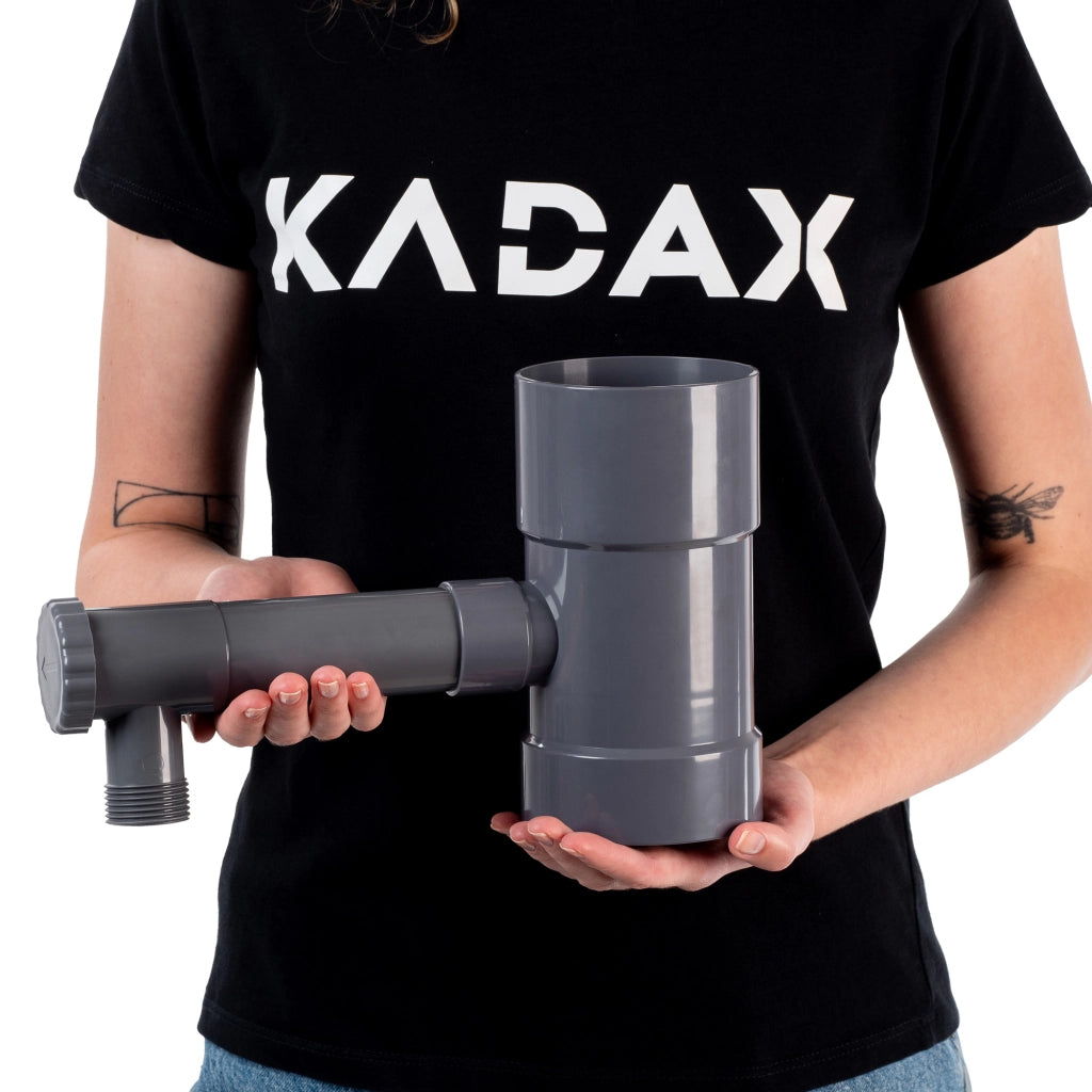 Collettore di acqua piovana KADAX con valvola di raccolta per grondaia da 90 mm
