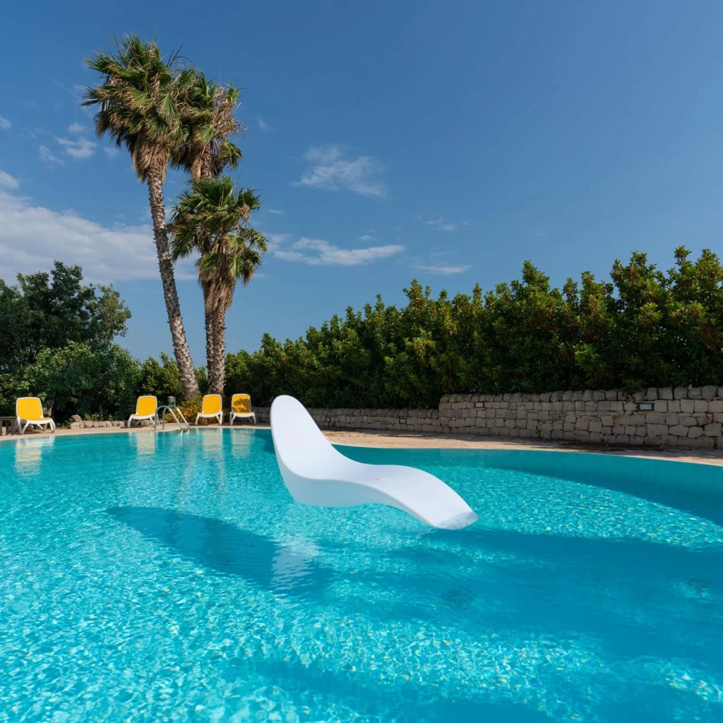 Sined Sirio Chaise Longue Moderna Realizzata In Pe Di Alta Qualita Resistente Ai Raggi Uv Bianco