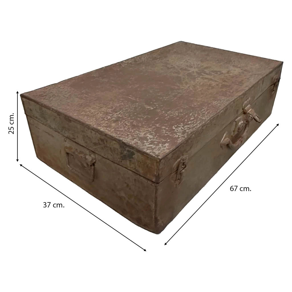 Valigia artigianale in metallo, 67x37x25h cm