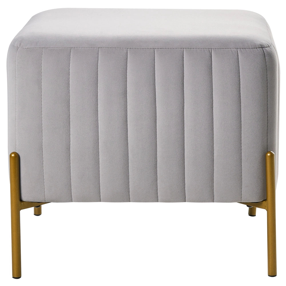 Pouf rivestito in velluto grigio con gambe in metallo dorato seduta quadrata 47 x 47 cm per un salotto glamour