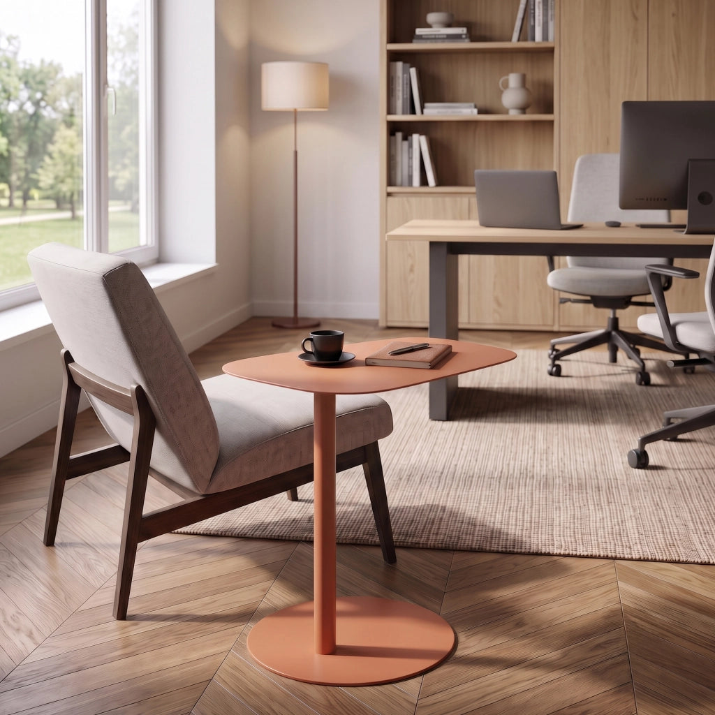 Tavolino Laterale da Divano Nastätten Metallo Piano Trapezoidale - Rosso Mattone Opaco [en.casa]