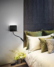 Applique in metallo verniciato nero Level LED 6W + 3W faretto spot 3000K CRI?80 220-240V 50/60Hz 309Lm + 147Lm faretto spot Doppio interruttore on/off sulla base Porta USB (5V 0.6A