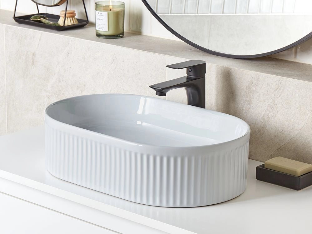 Lavandino da appoggio Ceramica bianca 490 x 310 mm Lucido Lavandino ovale per bagno Stile moderno