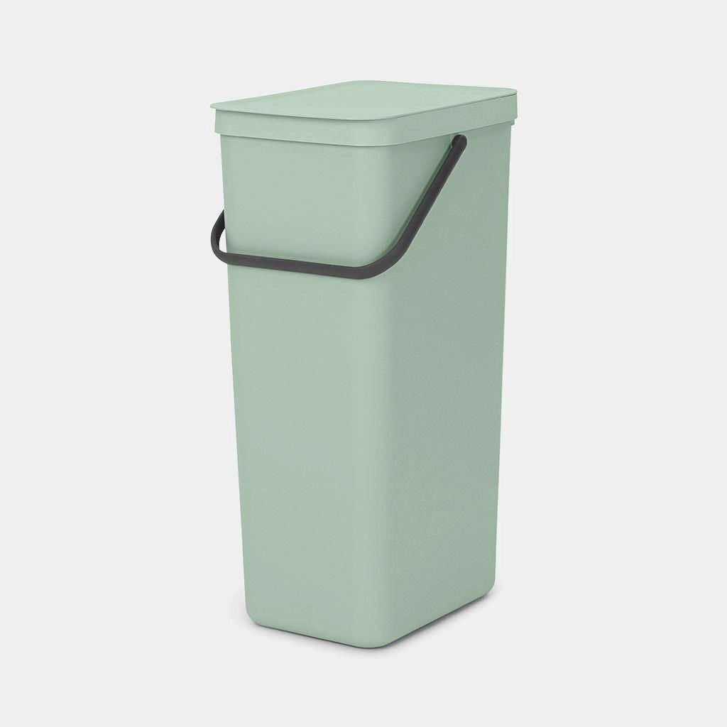 Brabantia 212826 Sort and Go Pattumiera 40L in Plastica Riciclabile al 100% con Coperchio Stay Open e Maniglia di Trasporto colore Jade Green