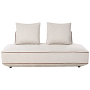 Chaise imbottita beige chiaro con cuscini da salotto confortevole stile moderno
