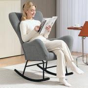 Sedia a dondolo con tasca laterale e struttura in metallo con tessuto teddy grigio per relax quotidiano 67 × 95 × 100 cm