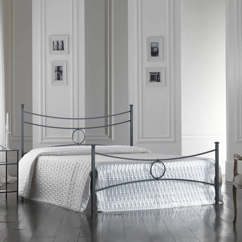 Letto in ferro matrimoniale con pediera Nero CONCA 166x208x h117 cm