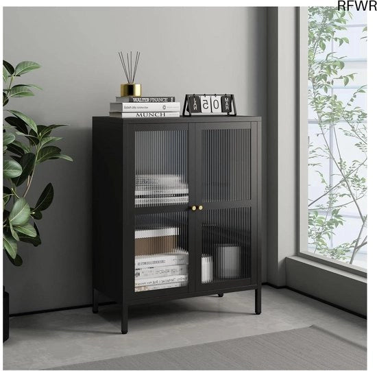 Cassa vetrata in legno nero 84x64x35 cm con vetro e pannelli.
