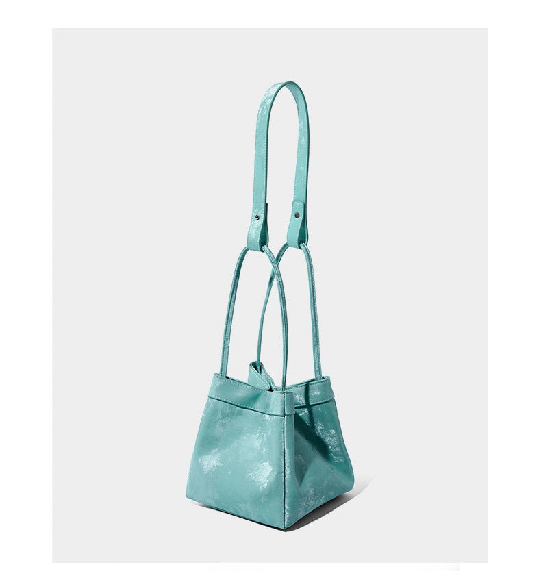 Borsa a tracolla da donna in vera pelle, colore verde.