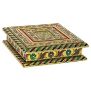 Portagioie in metallo dorato sbalzato 20x20x6h
