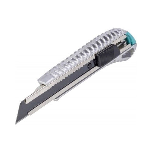 CUTTER CON 1 LAMA A SPEZZARE 18MM