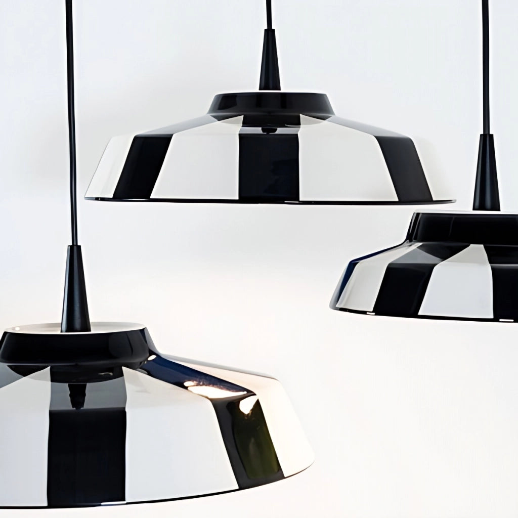 Circus Lampada a Sospensione LED Design in Ceramica Verde, Diametro 24 cm, Altezza 300 cm, Illuminazione CRI 90, Sorgente LED 8W, Luce Calda 3000K