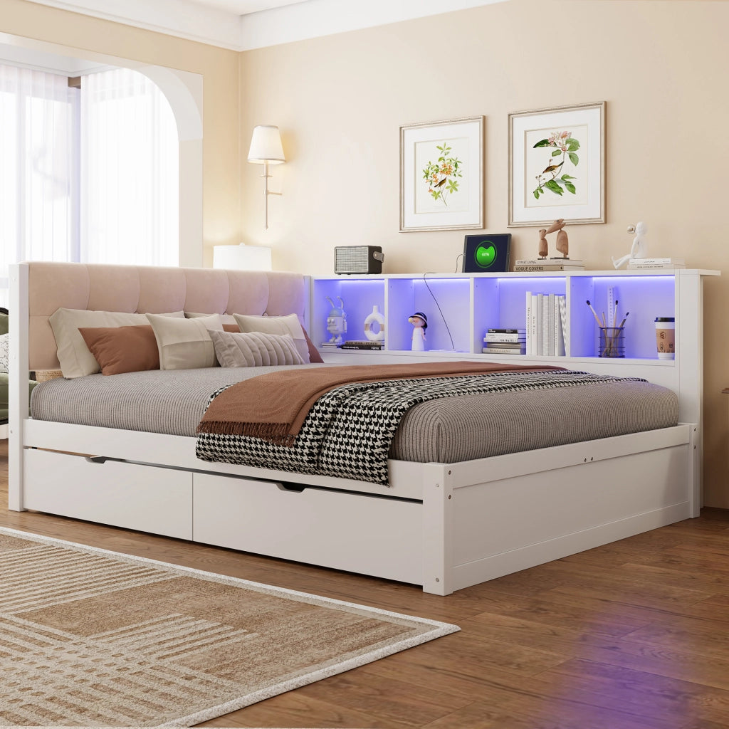 Daybed 140x200 cm con cassetti; ripiano integrato; USB e LED; in legno di pino e MDF; bianco