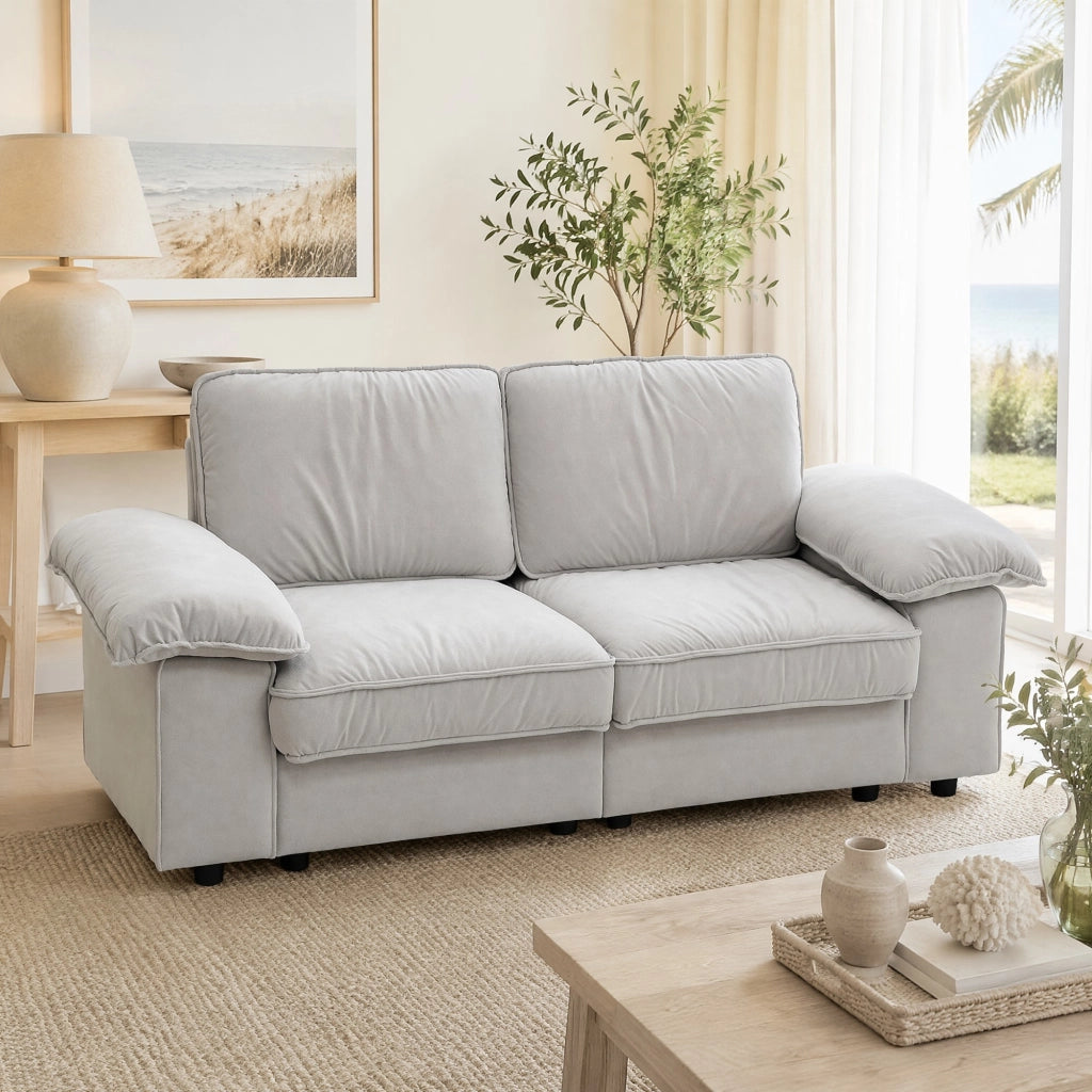 Divano Lineare con Vano Contenitore, Braccioli Larghi e Cuscini Rimovibili, in Legno Bianco Crema