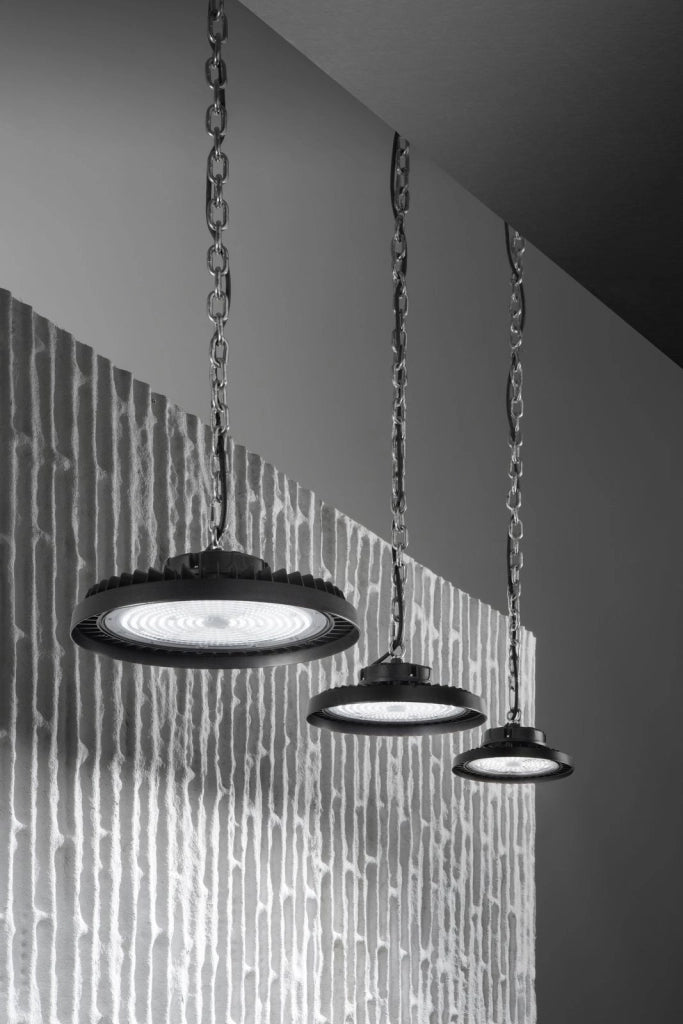 PLAFONIERA LED AVROCAR NERA IN ALLUMINIO 200W 30000LM 4000K D.30CM IP65