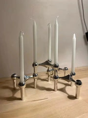 Sedia da lavoro Nordica con schienale in metallo argento