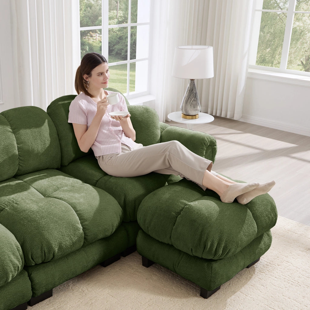 Divano angolare modulare in ciniglia con cuscini spessi e pouf mobile, schienale ergonomico, verde