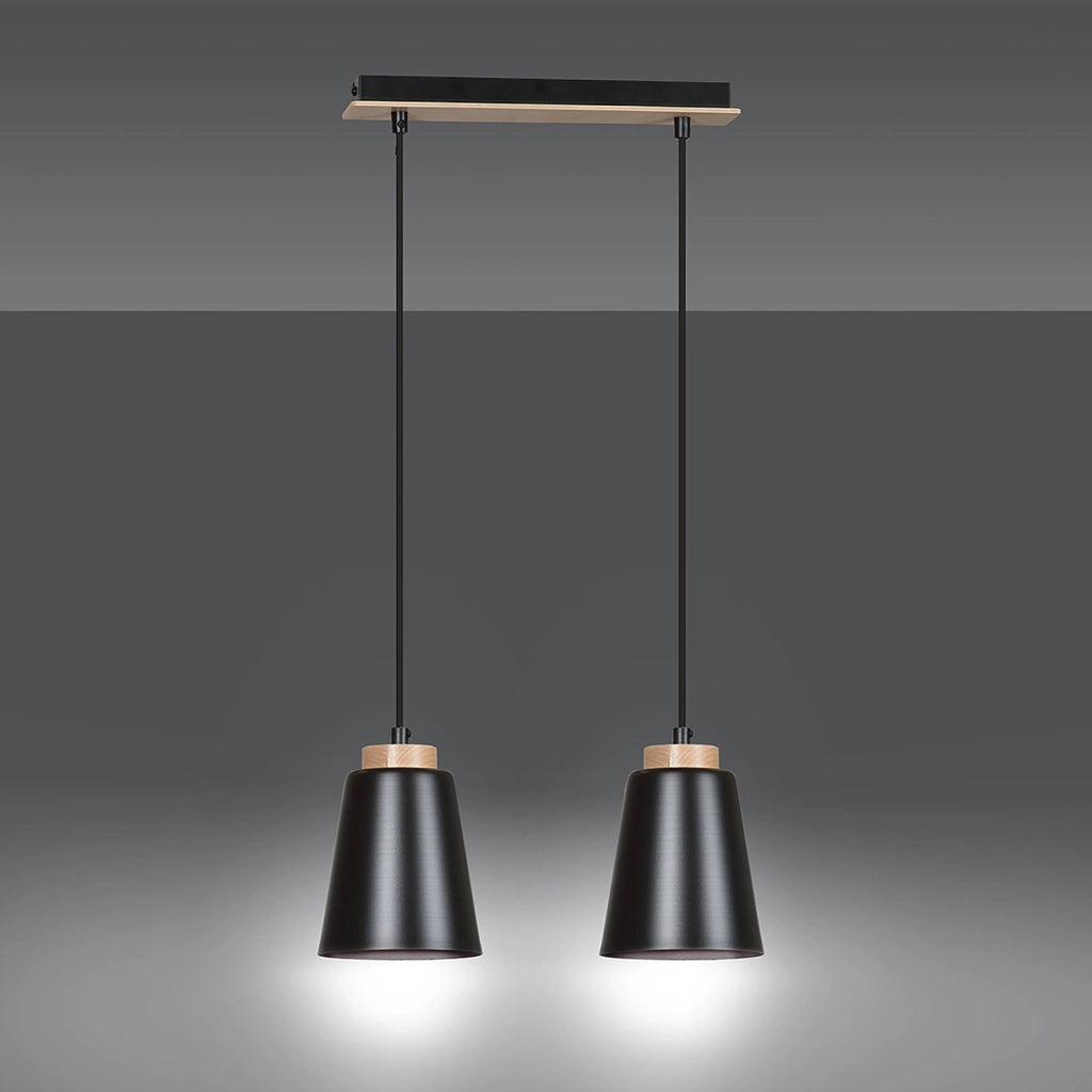 Lampadario 2 Luci Lancillotto Con Paralumi A Cono In Acciaio Nero E Legno Naturale