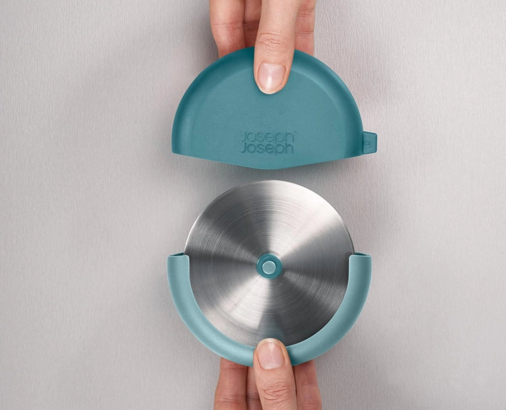 Joseph Joseph Duo Rotella Tagliapizza con Lama in Acciaio Inox, con Guaina protettiva, Compatto, Azzurro Scuro
