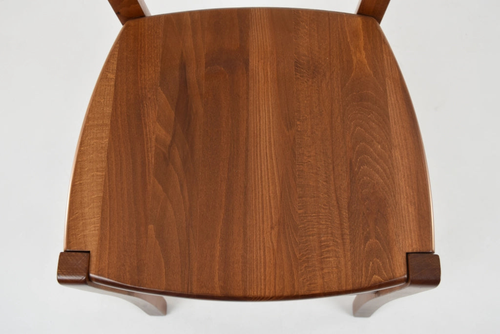 Set 4 Sedie Venice Tommychairs, robusta struttura in legno di faggio verniciata in noce chiaro e seduta in legno
