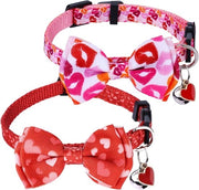 Collare per Gatto 2 pezzi - Festa di San Valentino - Rosso e Rosa - Segnalino di Sicurezza e Campanello - Regolabile per Gatti e Cuccioli - Accessorio Festivo con Fascia Farfalla e Cuore.