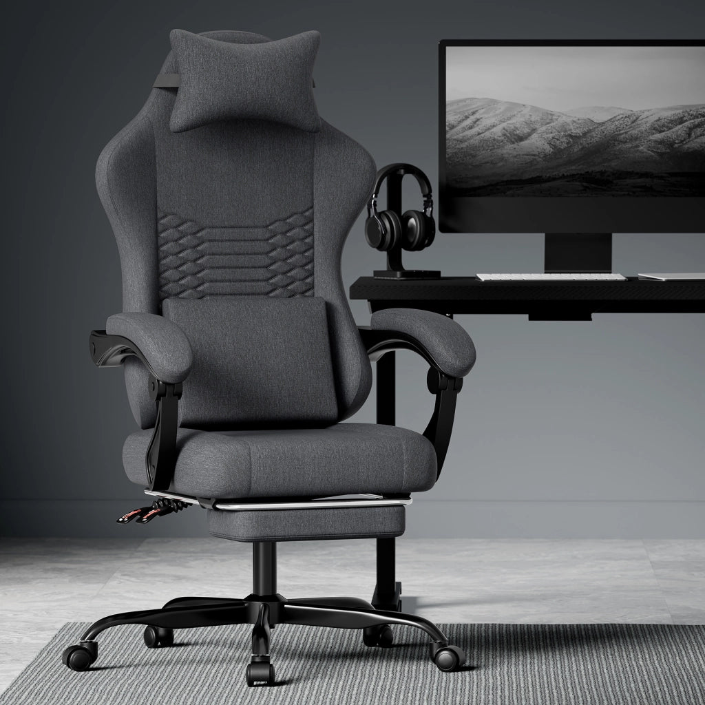 Sedia da ufficio gaming ergonomica con poggiatesta, supporto lombare, poggiapiedi e braccioli in tessuto nero con ruote