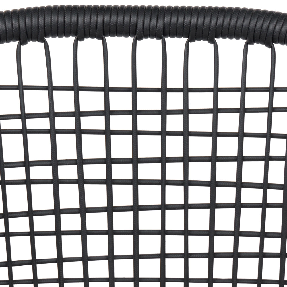 Set di 4 Sedie da Giardino Impilabili in Alluminio Nero e Rattan PE con Cuscini Beige per Esterni