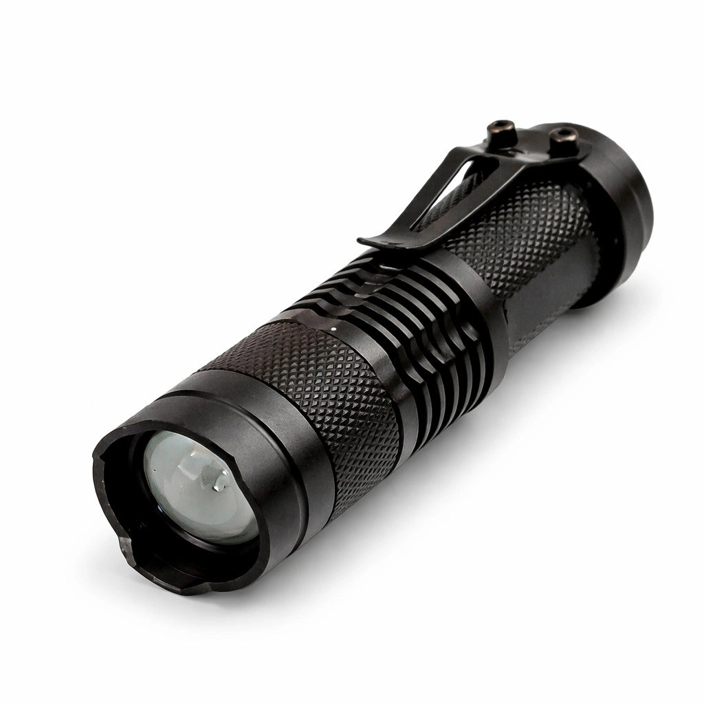 MINI TORCIA LUCE BIANCA LED 3 W LUMEN RICARICABILE RESISTENTE GANCIO SEGNALATORE