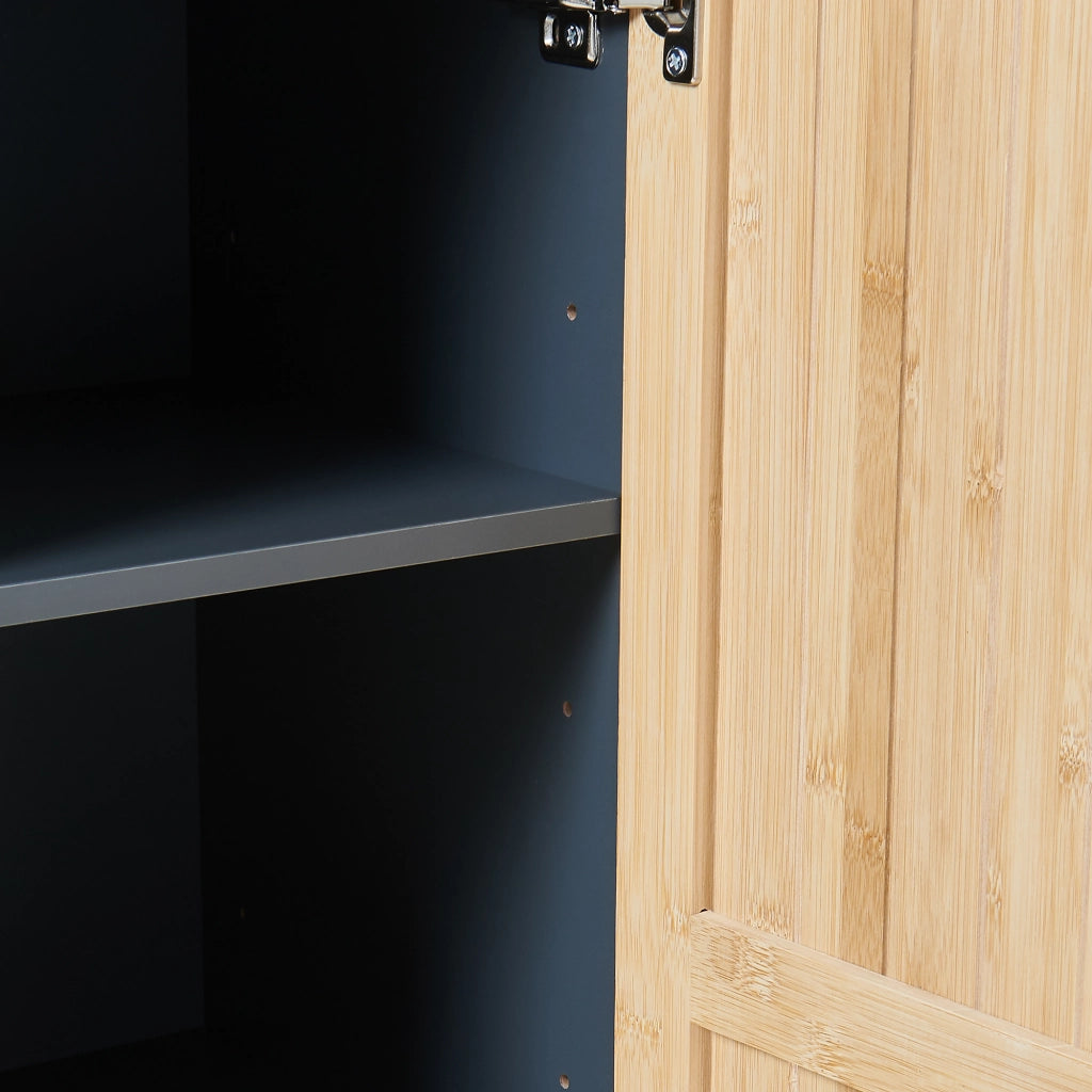 Mobile da Terra Svanes con Anta in Bambù e Ripiani per Bagno 90 x 30 x 30 cm - Grigio Scuro/Naturale [en.casa]