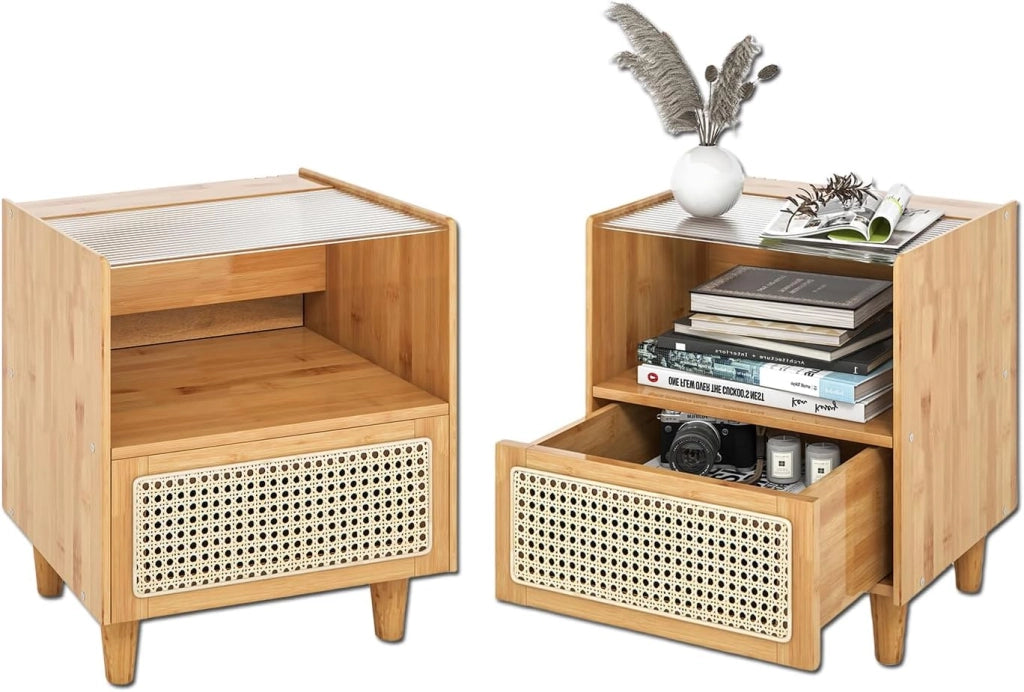 Comodino con cassetto in rattan e bambù, tavolino con gambe in legno massello, comodino con piano in vetro e scomparto aperto, comodino 43 x 35 x 50 cm (colore naturale, 1 pezzo)