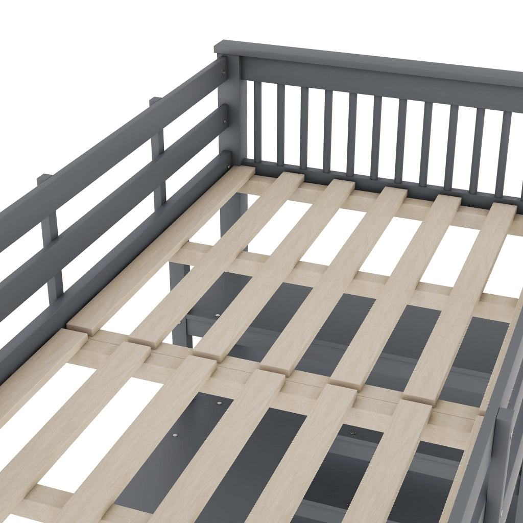 Letto a Soppalco 90 x 200 cm; Letto Singolo con Scrivania; Scaffali e Scala; senza Materasso; Pino e MDF Grigio